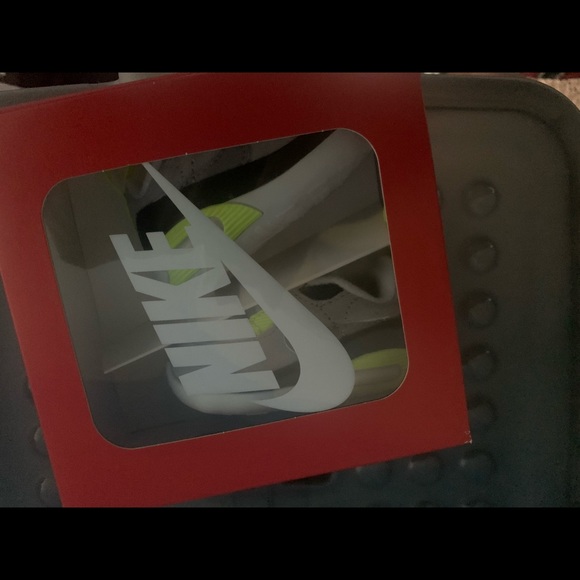 Crib bottom Nike’s - Picture 2 of 3